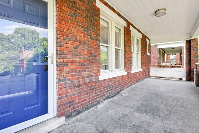 Building Photo - 29 Winner Ave