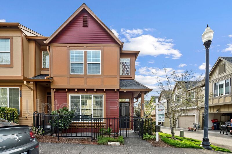 Photo - 1611 SW San Mateo Ter