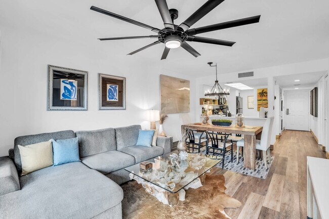 Foto del edificio - 600 Neapolitan Way