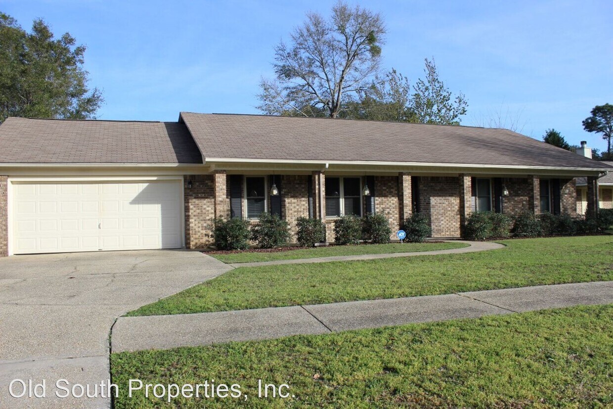 Primary Photo - 4 br, 2 bath House - 7430 Baywoods Lane