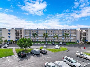 Building Photo - 7500 NW 30th Pl