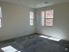 Building Photo - 76 Kimberlite Dr