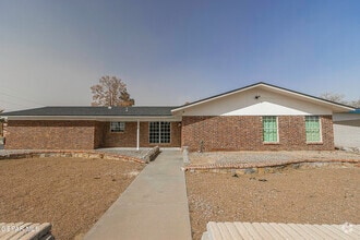 Building Photo - 11301 Tom Ulozas Dr