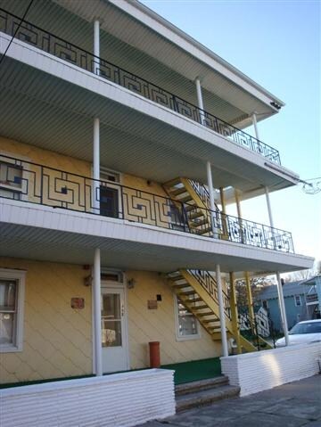 Foto del edificio - 146 E Spencer St