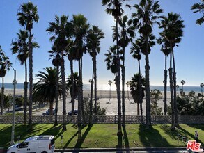 Building Photo - 2221 Ocean Ave