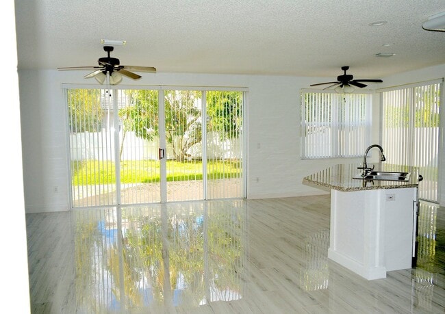 Building Photo - 3003 Caffia Way