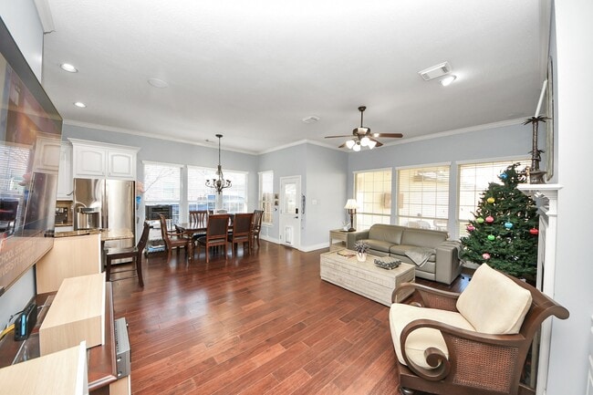 Building Photo - 22010 Castlewind Ct