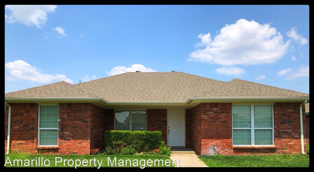 Foto principal - 3 br, 2 bath House - 1701 SE 36th