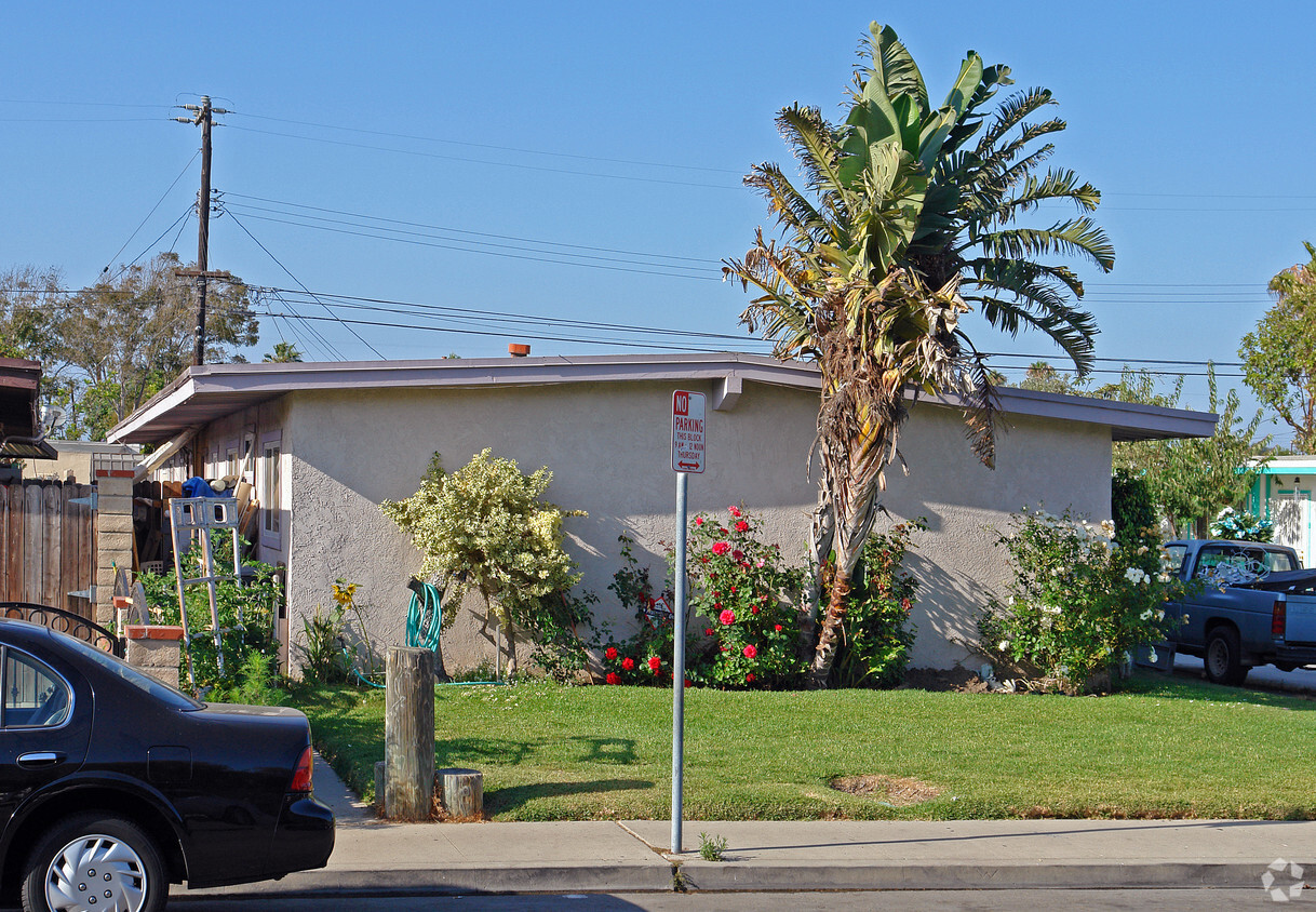 Foto del edificio - 179-181 Ann Ave