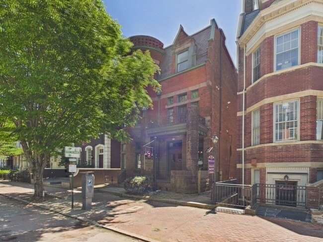 Photo - 7 E Franklin St Apartment