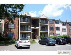 Building Photo - 388 Lancaster Ct