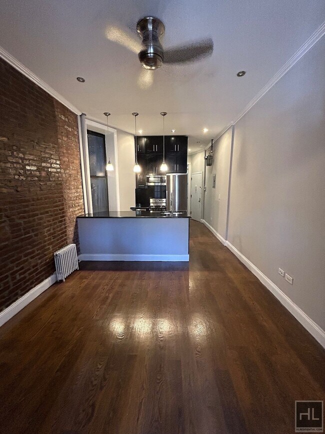 Foto del edificio - AVE. B