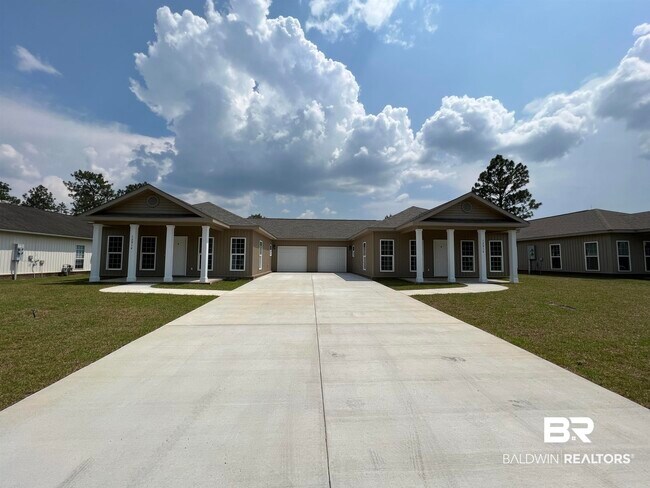 Building Photo - 12914 Churchill Dr