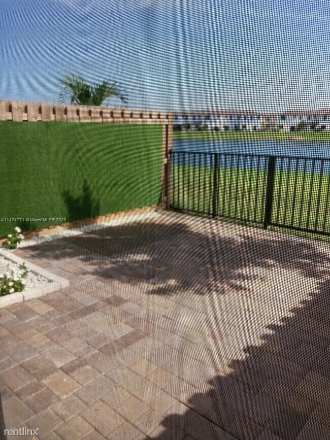 Foto del edificio - 3 br, 3 bath House - 10090 SW 228th Ter