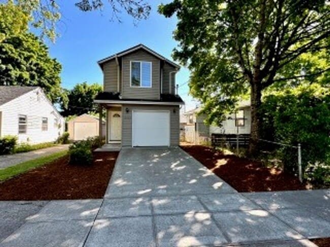 Beautiful 3 Bedroom Home Near University o... - Beautiful 3 Bedroom Home Near University o...