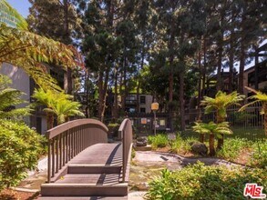 Building Photo - 7777 W 91st St