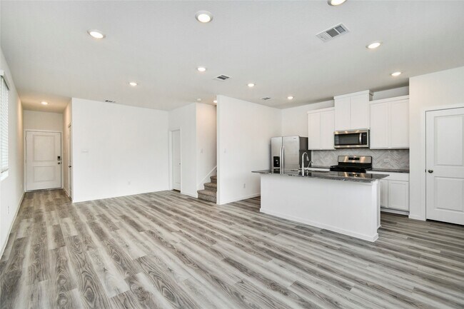 Foto del edificio - 7534 Linda Lk Ct