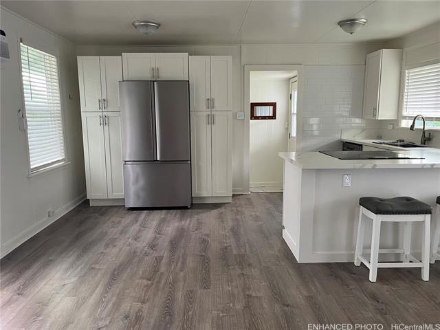 Foto del edificio - 45-619-619 Duncan Dr