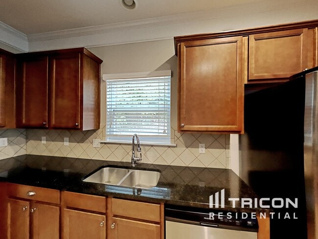 Building Photo - 144 Bartram Way