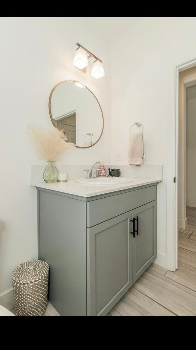 Foto del edificio - 4254 Oak Knoll Rd