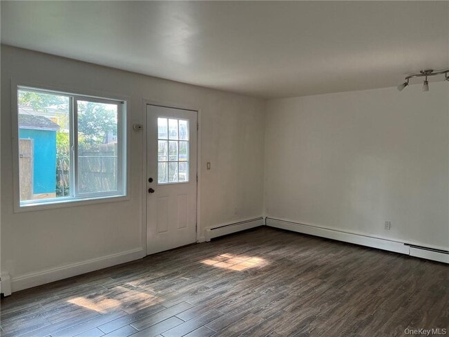 Foto del edificio - 38 Hampton Ct