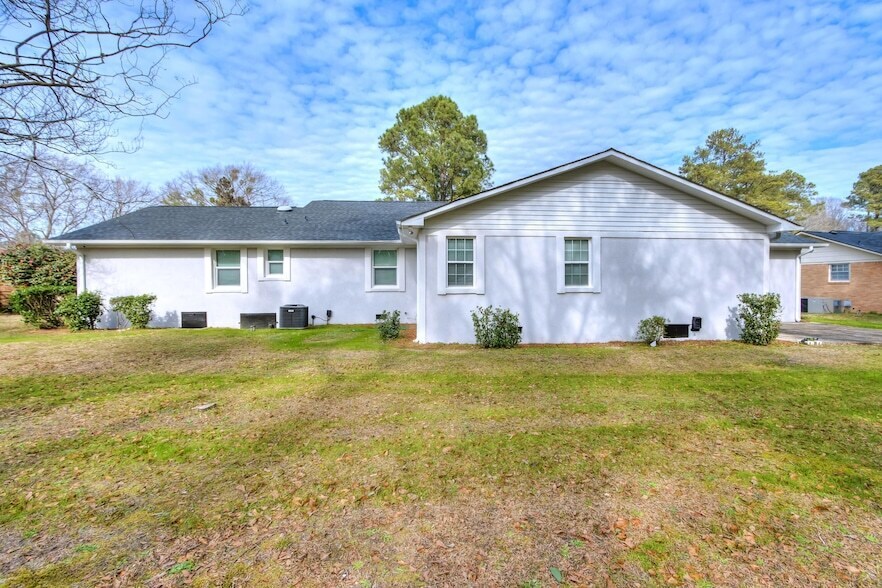 Foto del edificio - 15 Pembroke Ct