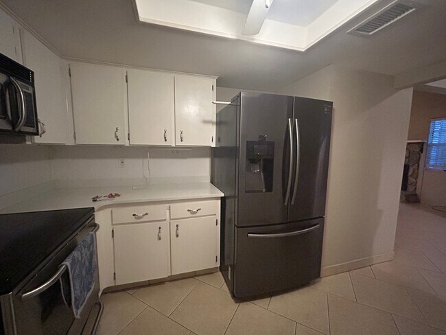 Kitchen - 12225 Environmental Dr