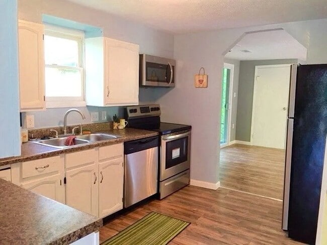 Photo - 3566 Richardson Rd House