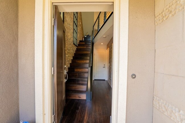 Building Photo - 7870 Civita Blvd
