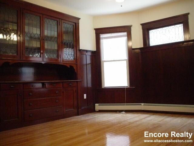 Building Photo - 35 Long Ave