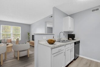 Interior Photo - Fountain Place Apartments