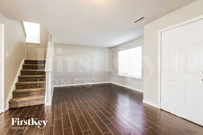 Foto del edificio - 1698 Salina Dr