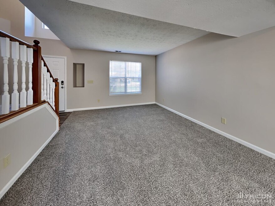 1022 Pine Mountain Way
