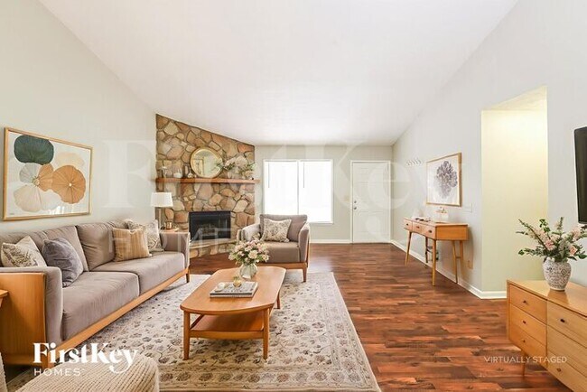 Foto del edificio - 3352 Gus Robinson Rd