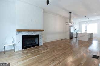 Building Photo - 1836 Memorial Dr SE