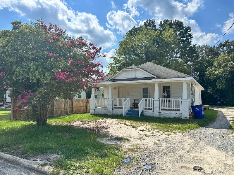 Primary Photo - 524 S 6th St