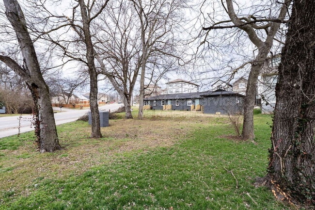 Foto del edificio - 922 Morrow Rd