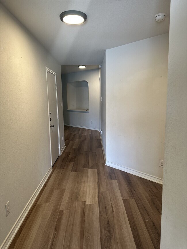 Building Photo - 4103 Espada Falls