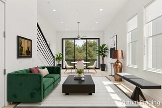 Building Photo - 2505 Bluebonnet Ln