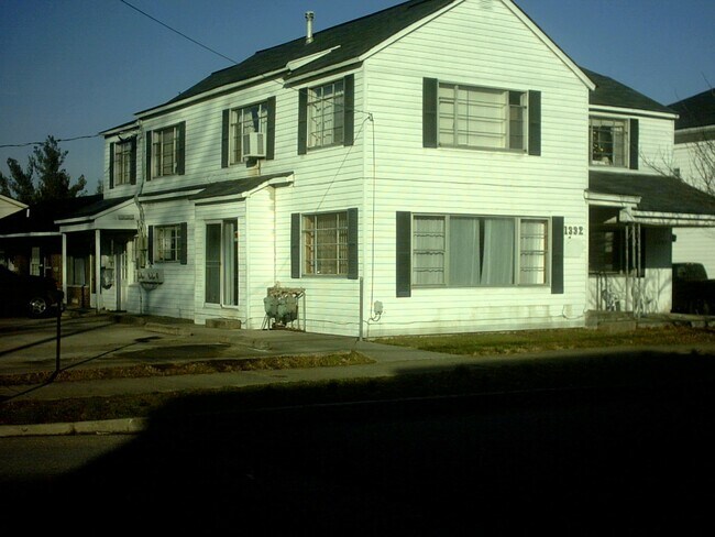 Building Photo - 1332 Central Ave