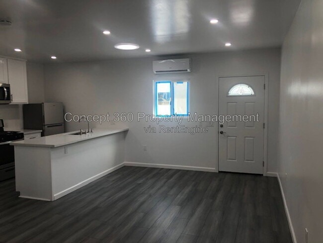 Photo - 110 East Scott Street Apartment