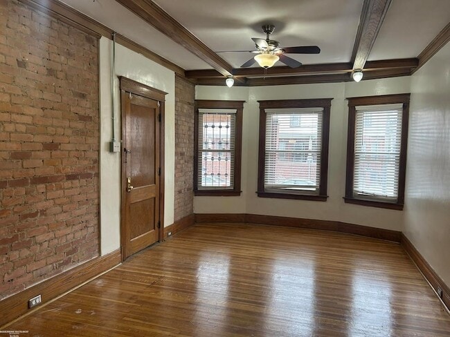 Building Photo - 1533 W Hancock St