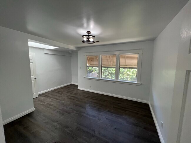 Building Photo - 6600 Leland Way