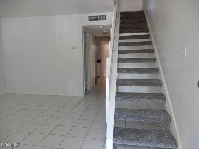 Foto del edificio - 4770 S Topaz St