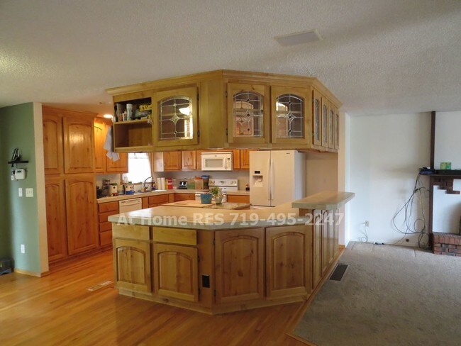 Building Photo - 5392 Del Rey Dr Colorado Springs CO 80918
