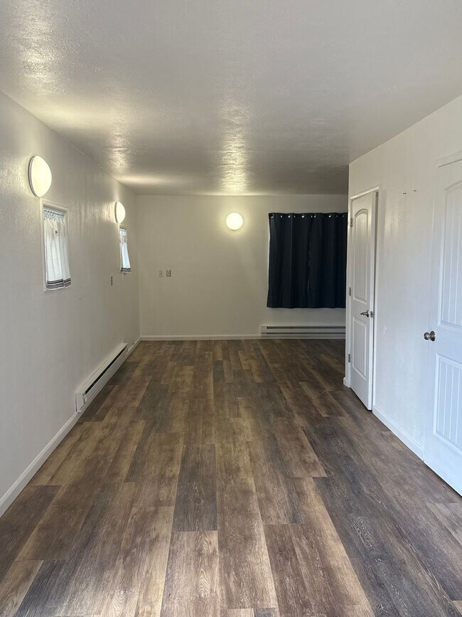 Foto del edificio - 28236 Co Rd H