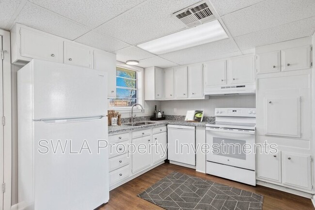 Foto del edificio - 4212 Heyd Ave