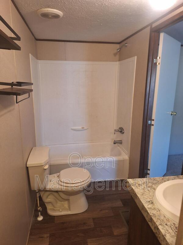 Foto del edificio - 301 Mantle Ave