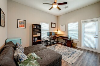 Building Photo - 108 Bay Oaks Dr