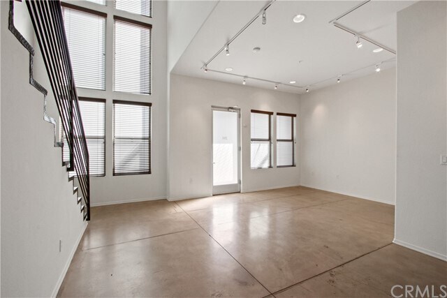 Building Photo - 204 N Spurgeon St
